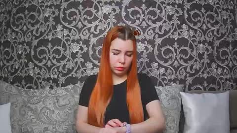 Snapshot of ellanuar chatting on 02-09-26, 02:04 EllaNuar online show from 02-09-26, 02:04