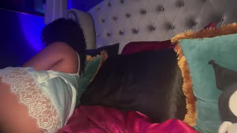 Snapshot of ellaparkerrr chatting on 03-13-26, 01:12 ellaparkerrr online show from 03-13-26, 01:12