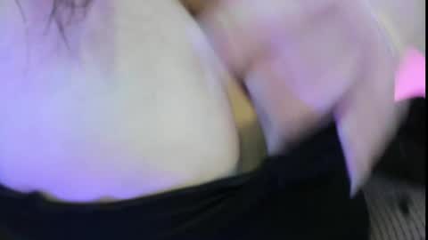 ELLE online show from 02-27-25, 11:04