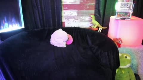 ELLE online show from 10-11-25, 07:01