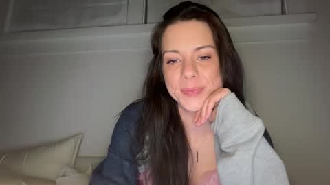 Elle67 online show from 09-18-25, 09:33