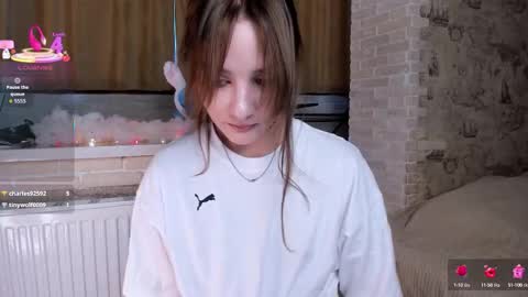 Snapshot of elle_wooods chatting on 10-03-25, 11:07 My name is Ellie online show from 10-03-25, 11:07