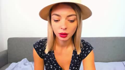 ellen_flow online show from 10-18-25, 01:12