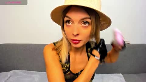 ellen_flow online show from 10-30-25, 09:15