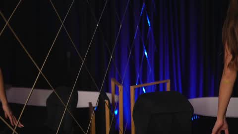 EllenKarter online show from 01-15-25, 05:19