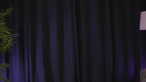 EllenKarter online show from 11-10-25, 05:39