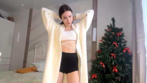 Rosa online show from 12-22-25, 09:17