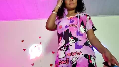 ellie_cute7 online show from 06-01-26, 07:37