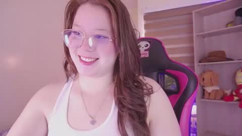 Snapshot of ellie_doll_ chatting on 07-30-26, 06:29 ellie_doll_ online show from 07-30-26, 06:29
