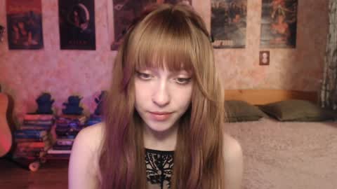 ellie_friendly online show from 04-05-26, 11:24