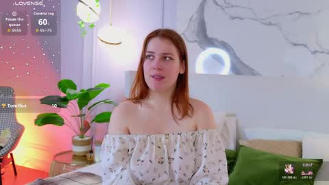 elliegarson__ online show from 06-01-26, 05:25