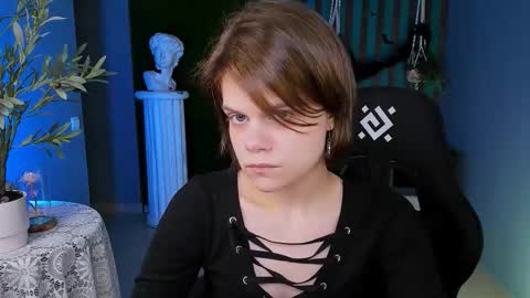 elliemurler online show from 10-30-25, 09:00