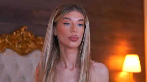 Ellie online show from 11-08-25, 09:31