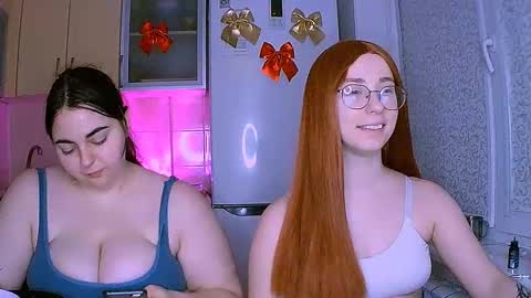 Snapshot of ellies_8 chatting on 01-31-25, 02:28 Ellie online show from 01-31-25, 02:28