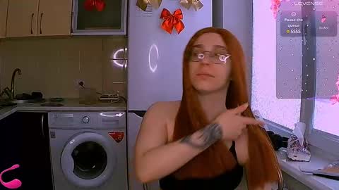 Snapshot of ellies_8 chatting on 02-04-25, 09:28 Ellie online show from 02-04-25, 09:28