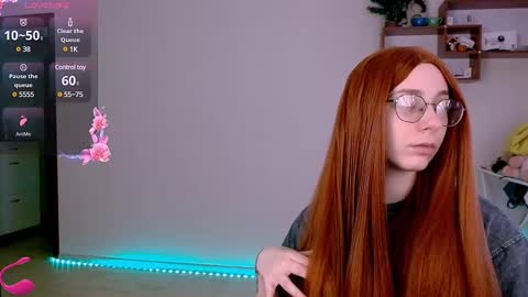 Snapshot of ellies_8 chatting on 03-03-25, 08:49 Ellie online show from 03-03-25, 08:49