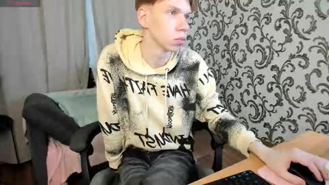 elliot_mars_ online show from 10-14-25, 12:17