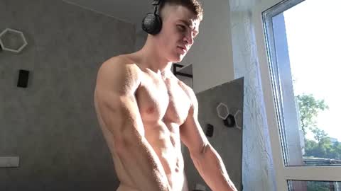 Snapshot of elliot_muscle04 chatting on 06-30-26, 03:24 elliot_muscle04 online show from 06-30-26, 03:24