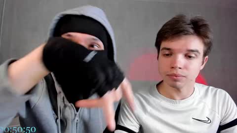 elliot_winki online show from 05-11-26, 10:40