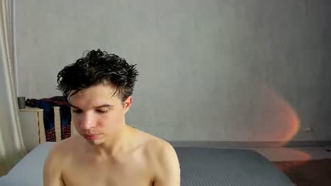 elliot_winki online show from 07-04-26, 01:12