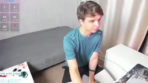 elliot_winki online show from 07-11-26, 05:04
