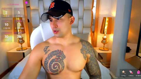 E L L I O T    V E L E Z online show from 04-18-26, 09:15