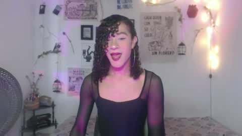 Snapshot of ellis_flowers chatting on 09-28-25, 06:57 . online show from 09-28-25, 06:57