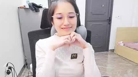 ellsa9x online show from 10-20-25, 03:40