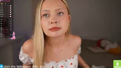 Snapshot of elly_ary chatting on 10-14-25, 05:14 elly_ary online show from 10-14-25, 05:14