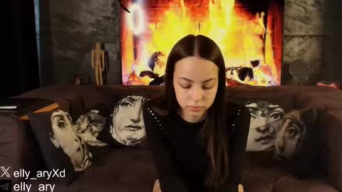 Snapshot of elly_ary chatting on 02-24-26, 12:41 elly_ary online show from 02-24-26, 12:41