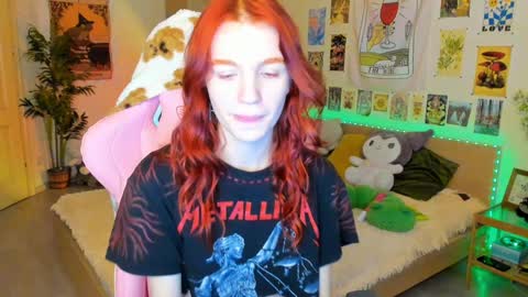 Elly     Fansly  online show from 01-14-25, 11:31