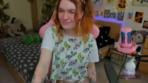 Elly     Fansly  online show from 07-11-26, 01:25