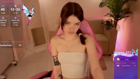 Snapshot of ellya_me chatting on 02-20-26, 08:49 Ellya online show from 02-20-26, 08:49