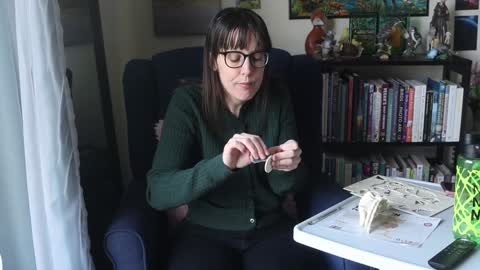 Elly Naomi online show from 01-31-25, 07:40