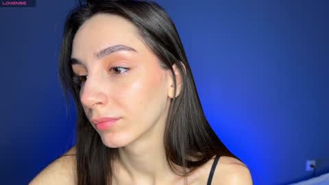 Im online Fri Sun Mon Tue Thu Fri Sat3 from 1000 online show from 02-09-25, 04:04