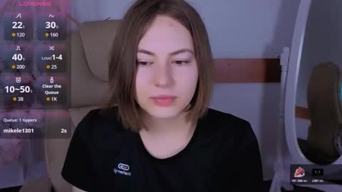 elma_lily online show from 10-23-25, 06:02