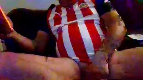 elmario24 online show from 10-27-25, 01:42