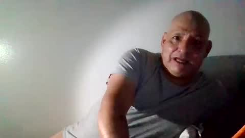 elmario24 online show from 10-29-25, 07:32