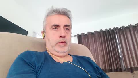 fer online show from 02-15-25, 02:44