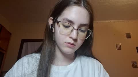 Kate online show from 03-25-26, 02:45