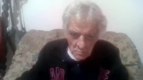 Snapshot of elmo191271 chatting on 10-15-25, 06:30 elmo191271 online show from 10-15-25, 06:30