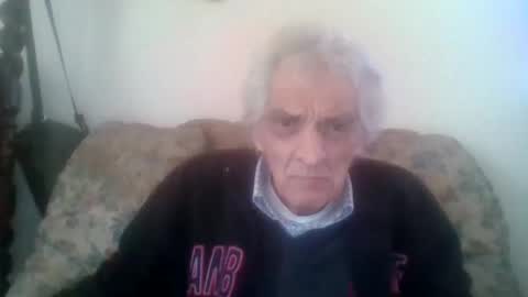 Snapshot of elmo191271 chatting on 10-18-25, 11:33 elmo191271 online show from 10-18-25, 11:33