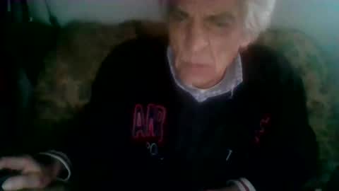 Snapshot of elmo191271 chatting on 10-21-25, 05:30 elmo191271 online show from 10-21-25, 05:30