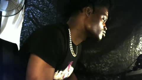 Snapshot of elniga21 chatting on 12-23-24, 04:22 EL NIIGGGAA  21                                                                  EL NIGGA  21 online show from 12-23-24, 04:22