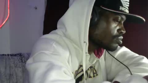 Snapshot of elniga21 chatting on 11-04-25, 04:22 EL NIIGGGAA  21                                                                  EL NIGGA  21 online show from 11-04-25, 04:22