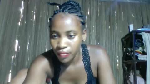 elodie012 online show from 01-07-26, 07:11