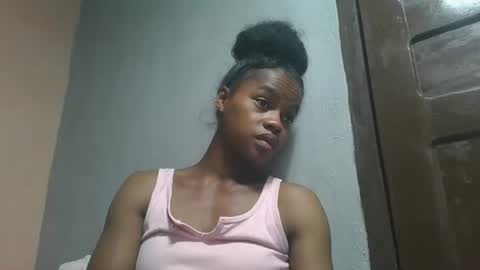 elodie228680 online show from 04-30-26, 05:36