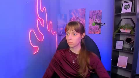 Snapshot of elodie_crystal chatting on 07-13-26, 01:03 Ella online show from 07-13-26, 01:03