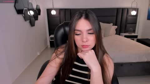 ELOISA OLIVERO online show from 02-24-25, 11:21