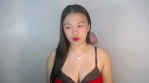eloise_xpress online show from 05-20-26, 03:24